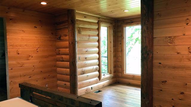 4X6 Pine Hand Hewn D Trim