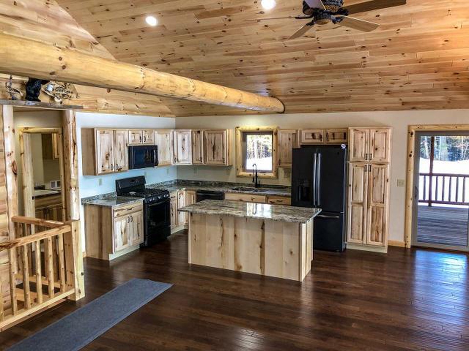 5 Log Cabin Kitchen Design Ideas