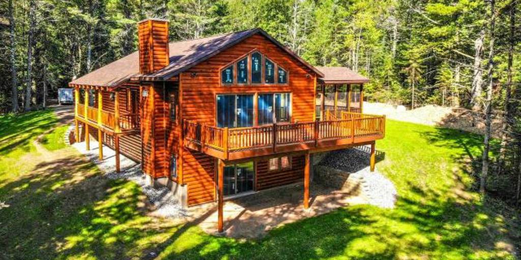 log home company