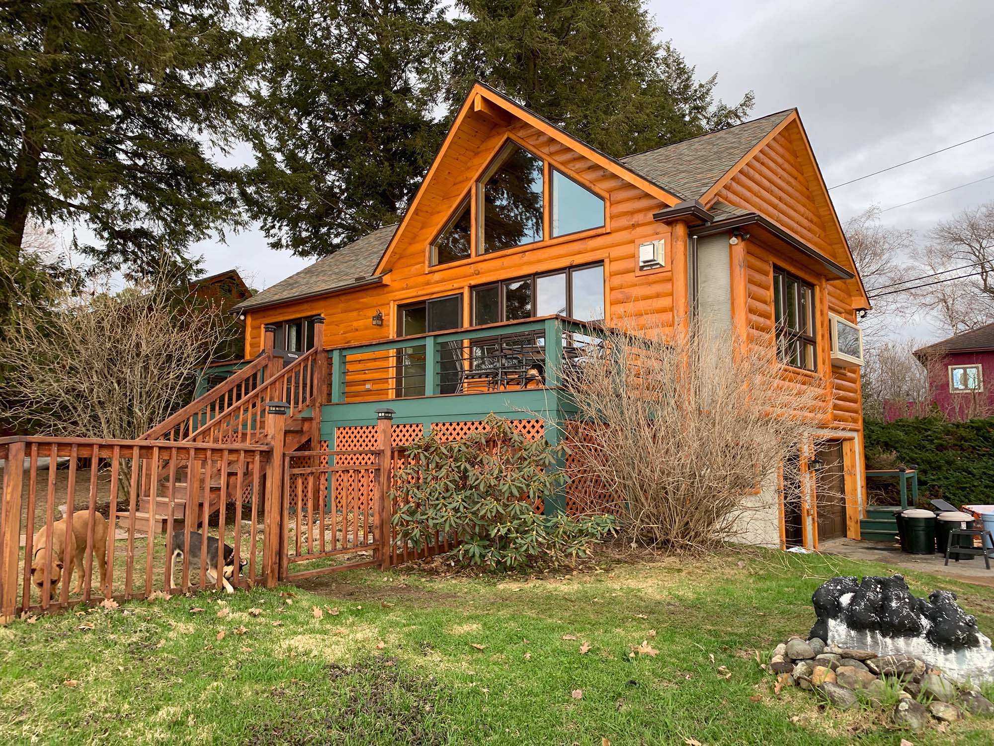 3x10-pine-siding_storm-cedar_hand-hewn_vertical-corners-2-e1572438509980